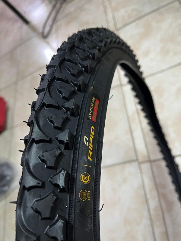 Producto - CUBIERTA MARCA RIPIO RODADO 26 CON TACOS