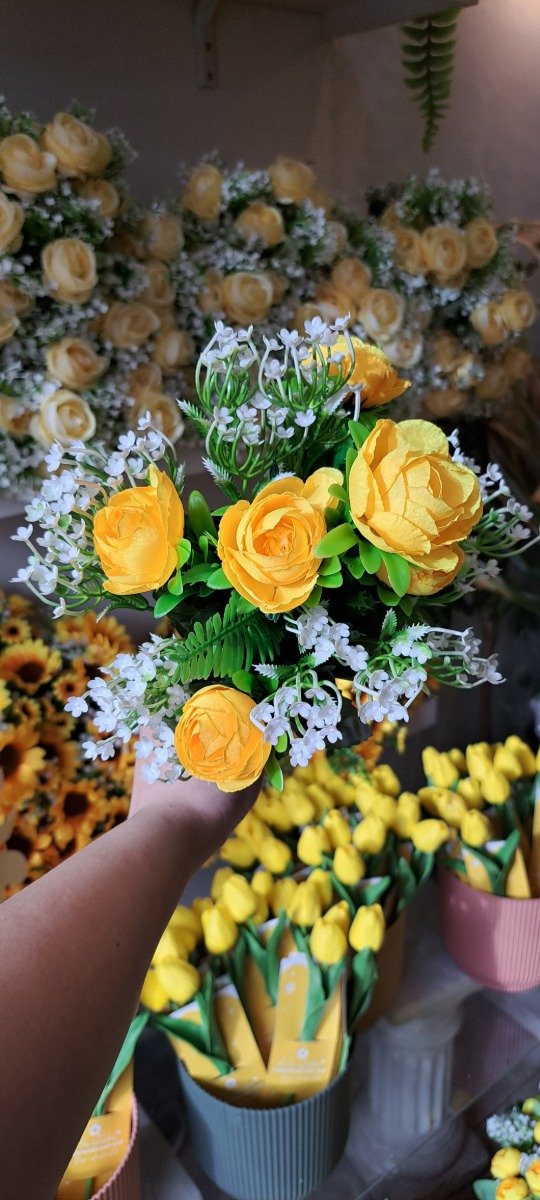 Producto - RAMO DE PEONIAS CHICAS CON FOLLAJE - 0