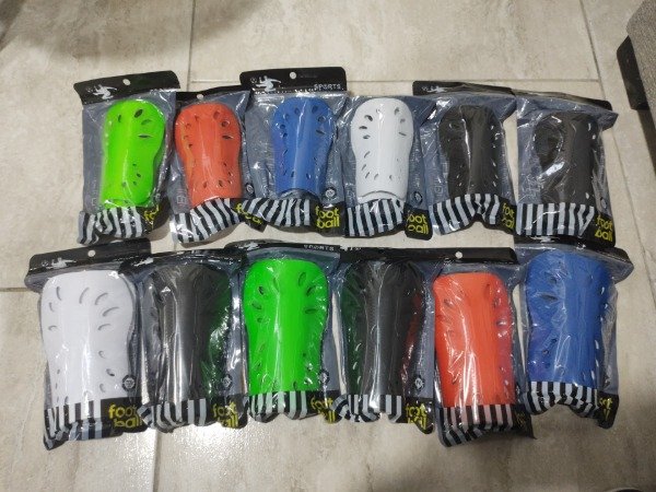 Producto - Canilleras lisas