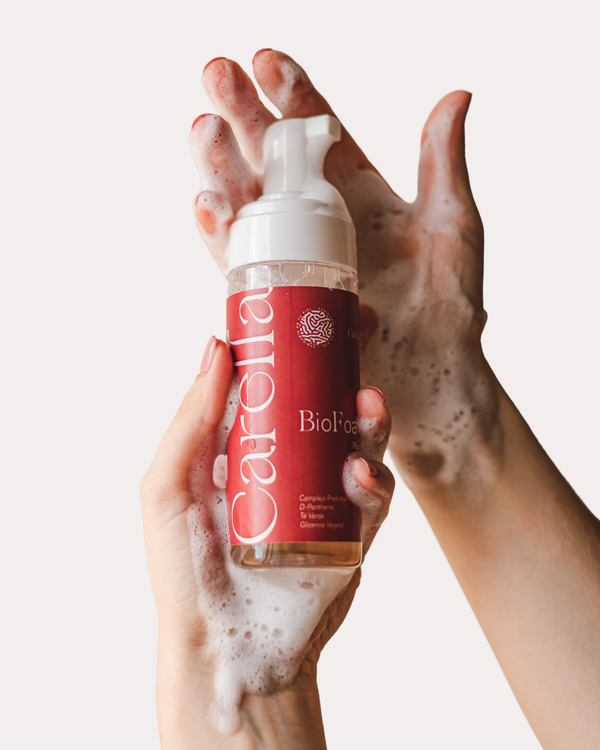 Producto - Espuma de limpieza facial carella