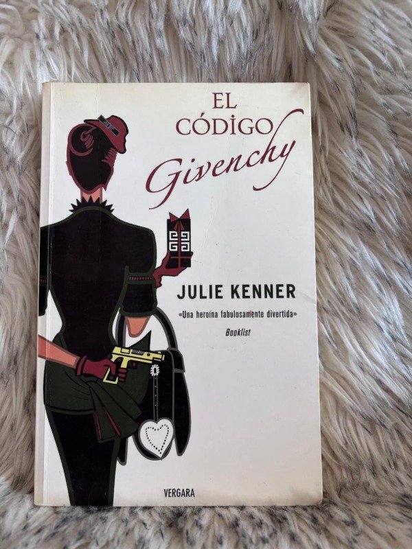 Producto - EL CODIGO GIVENCHY - JULIE KENNER