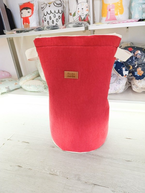 Producto - MAXI CESTO CON TAPA TUSSOR ROJO