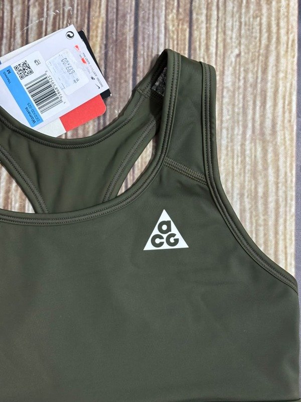 Producto - ACG NIKE TOP REVERSIBLE - 1