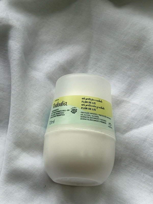 Producto - Natura Tododia Desodorante Roll on Flor de lis