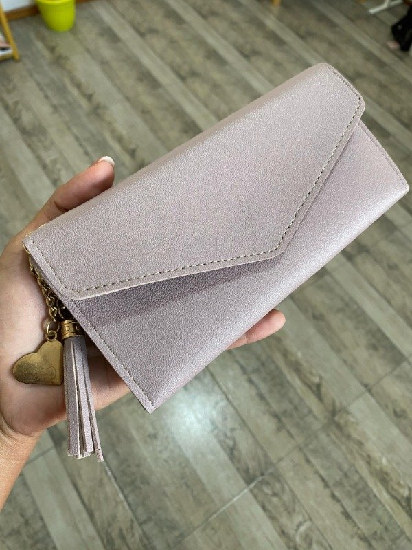 Producto - Billetera sobre lila