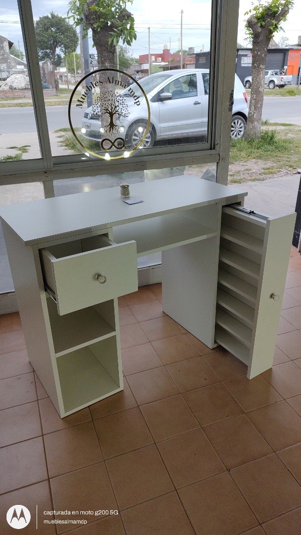 Producto - MESA CAPERUCITA