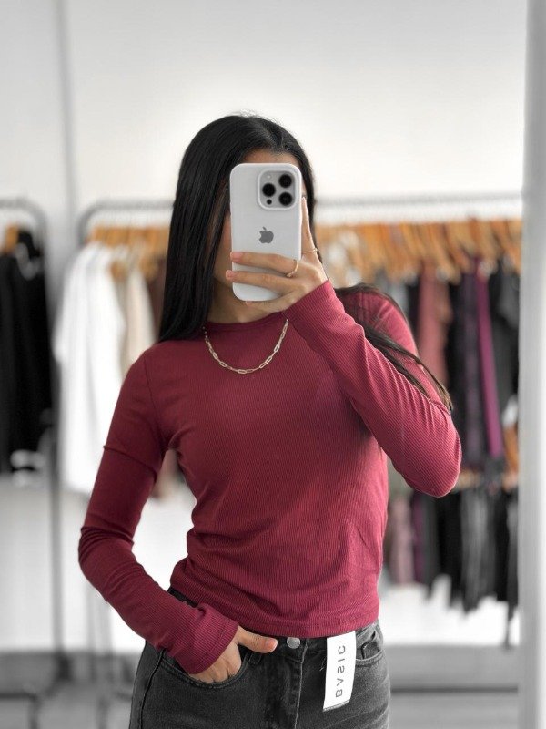 Producto - Remera Sira bordo
