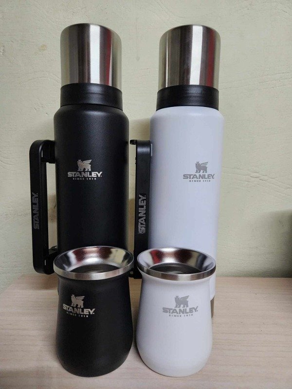 Producto - Termo + Mate Simil Stanley 1.2 Lts PREMIUM + BOMBILLA DE REGALO.