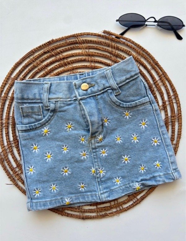 Producto - Mini beba bordada margaritas