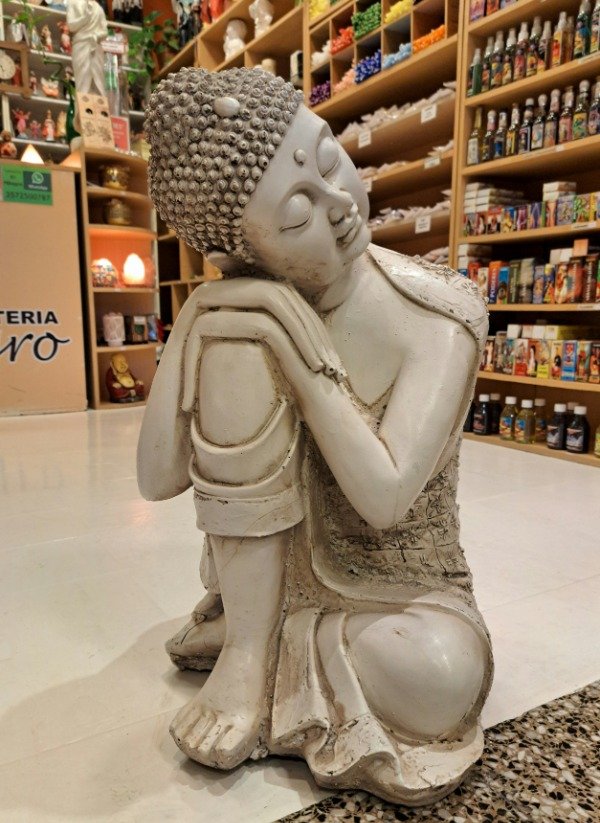 Producto - Buda Gigante Soñador  Resina apto para exterior