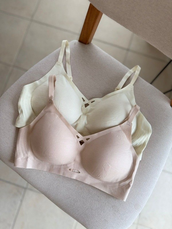 Producto - Cod 669 top con prendedura