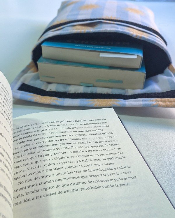 Producto - Funda para libros extra estándar Sol de Mayo IMPERMEABLE - 3