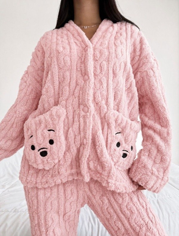 Producto - PIJAMA WINNIEH BOTONES - PREMIUM - 2
