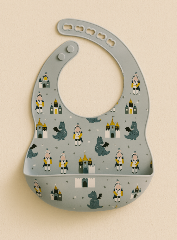 Producto - Babero Silicona Caballero