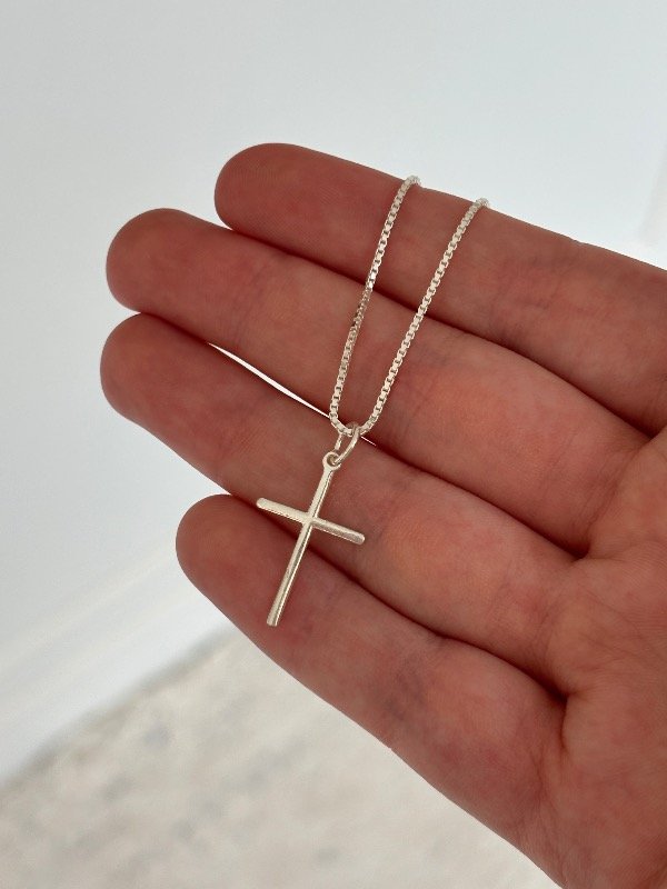 Producto - Dije Cruz Line