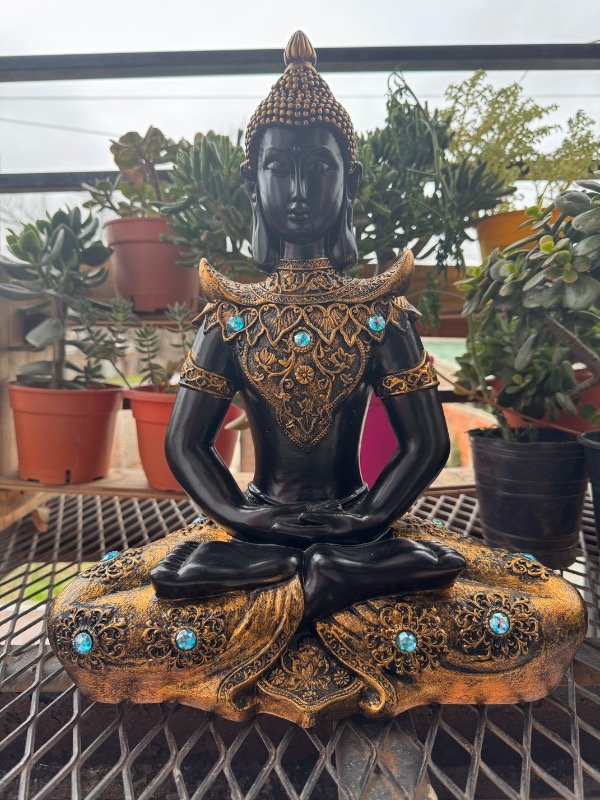 Producto - Buda Oriental negro y dorado