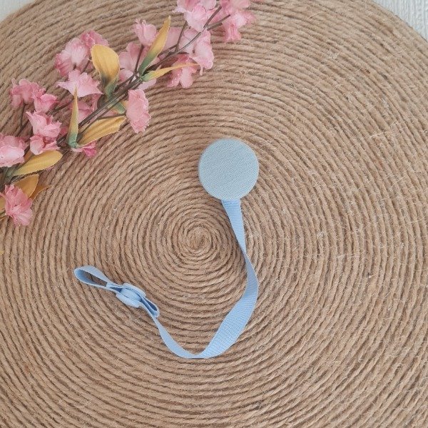 Producto - Porta Chupetes Botón celeste