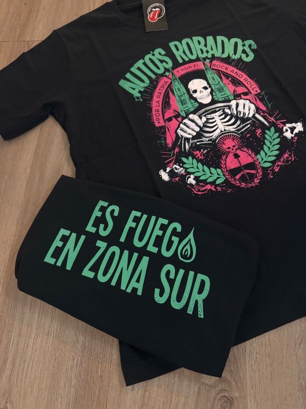 Producto - REMERA AUTOS ROBADOS ES FUEGO - 2