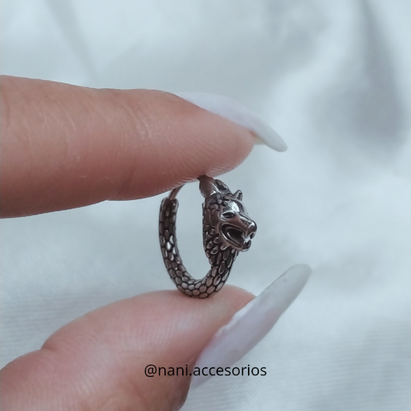 Producto - Piercing lobo