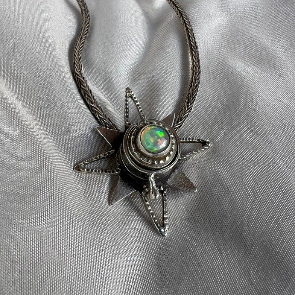 Producto - RELICARIO DE DISEÑO ÓPALO