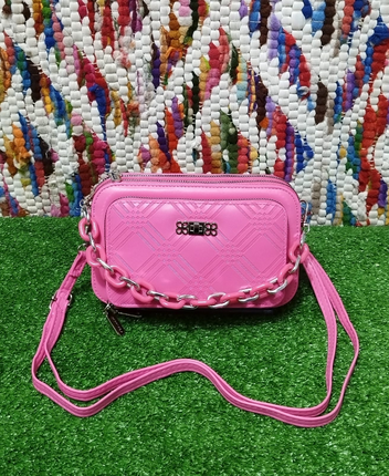 Producto - Linea Vlady!! Portacelular con cadenita II