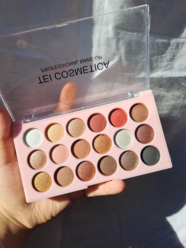Producto - Paleta de sombras x18 TEI