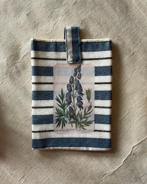 Producto - Funda monkshood