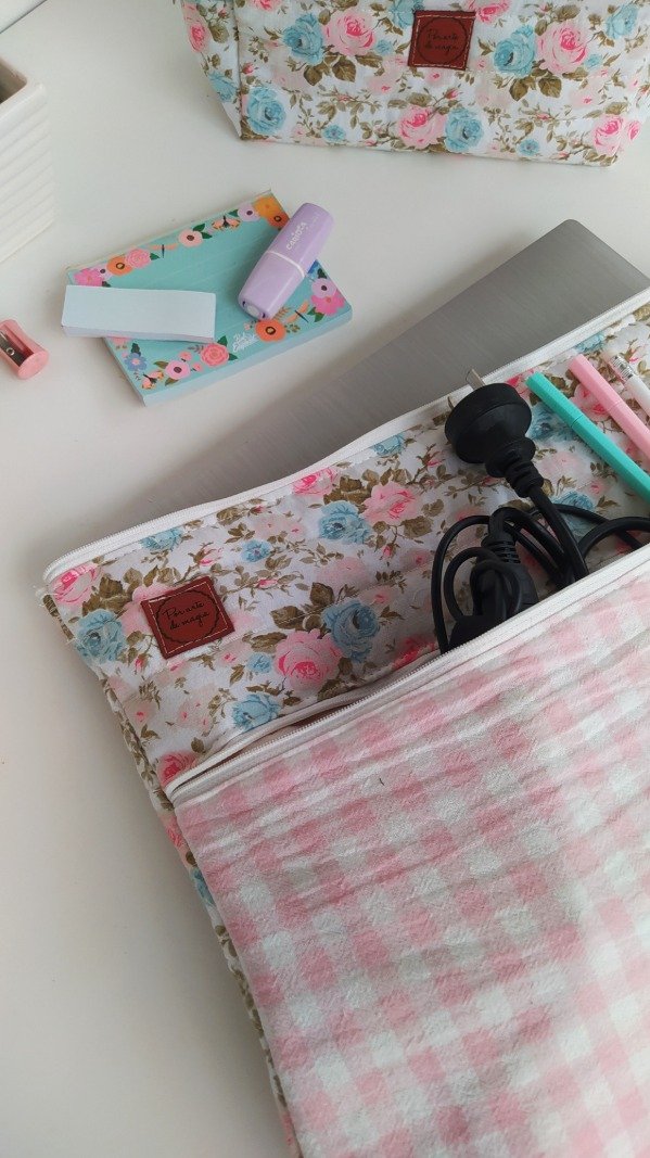 Producto - Funda para notebook rosa