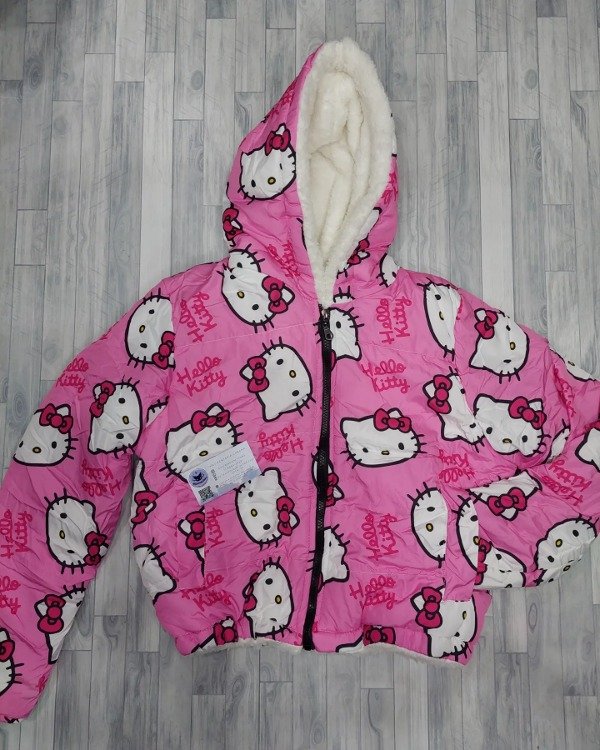 Producto - Puffer hello kitty corderito