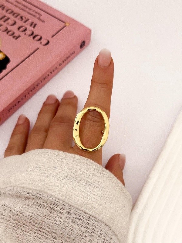 Producto - Anillo Ovalo Regulable Acero Dorado