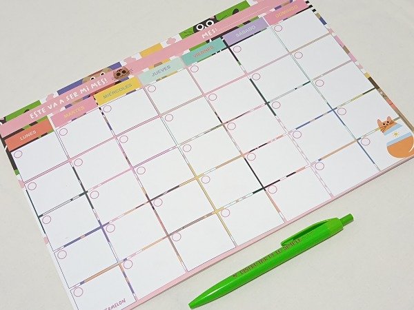 Producto - Planner mensual gatitos