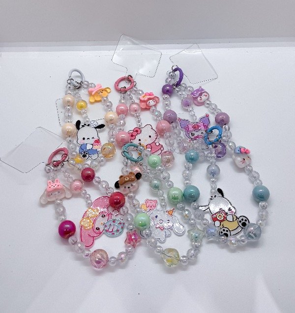 Producto - Llaveros Sanrio doble pulsera para celular surtido (900086)
