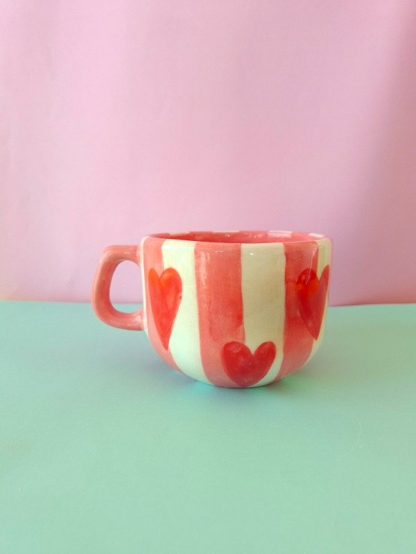 Producto - Taza retro Corazones y rayas rosas