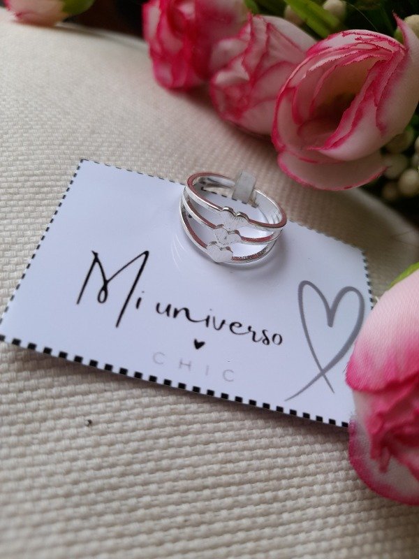 Producto - Anillo triple corazon acero plateado