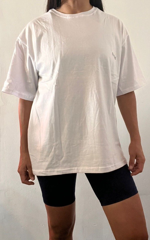 Producto - Remera OVERSIZE blanca