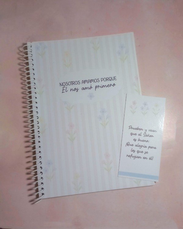 Producto - Cuaderno A5 "Primero nos amó"