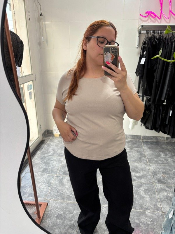 Producto - Remera Dafne lisa