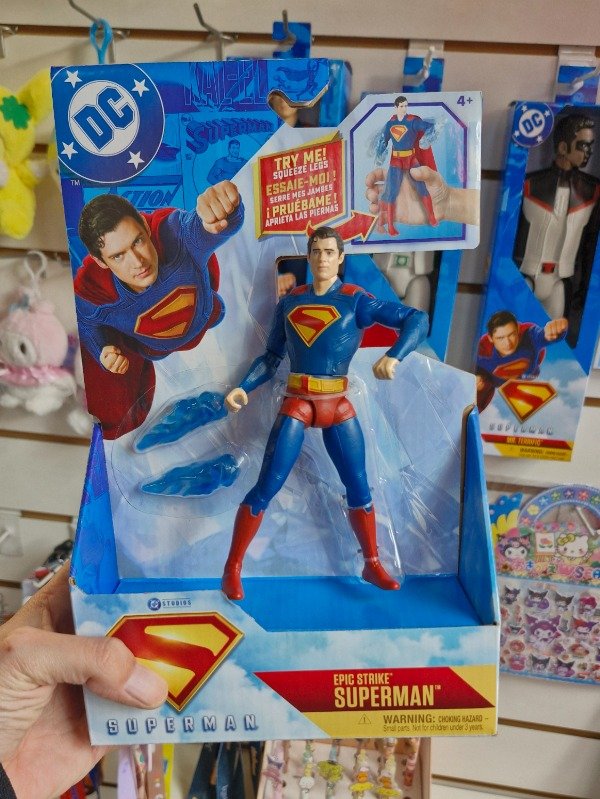 Producto - SUPERMAN ARTICULADO MERCH OFICIAL DC COMICS
