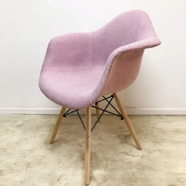 Producto - Sillon eames Tapizado lino Rosa
