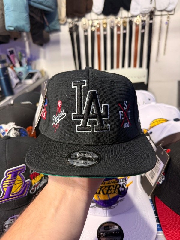 Producto - Gorra Cerrada LA