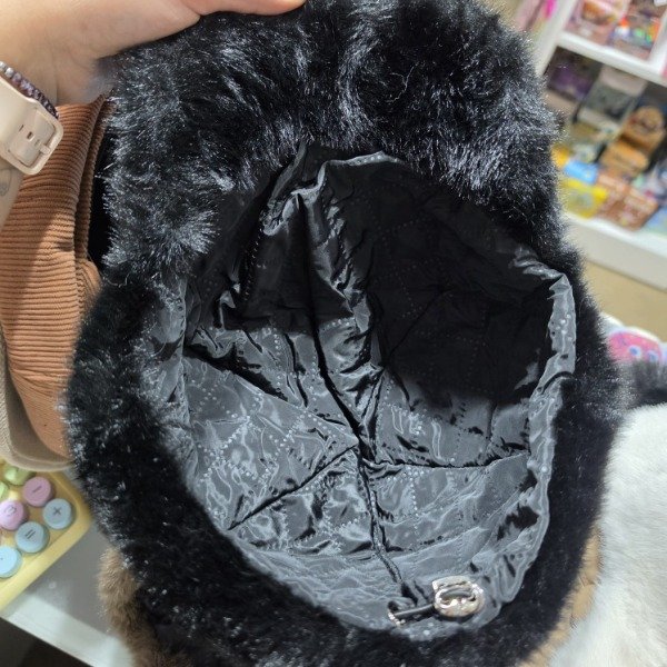 Producto - Gorra peluche ajustable Negro - 1