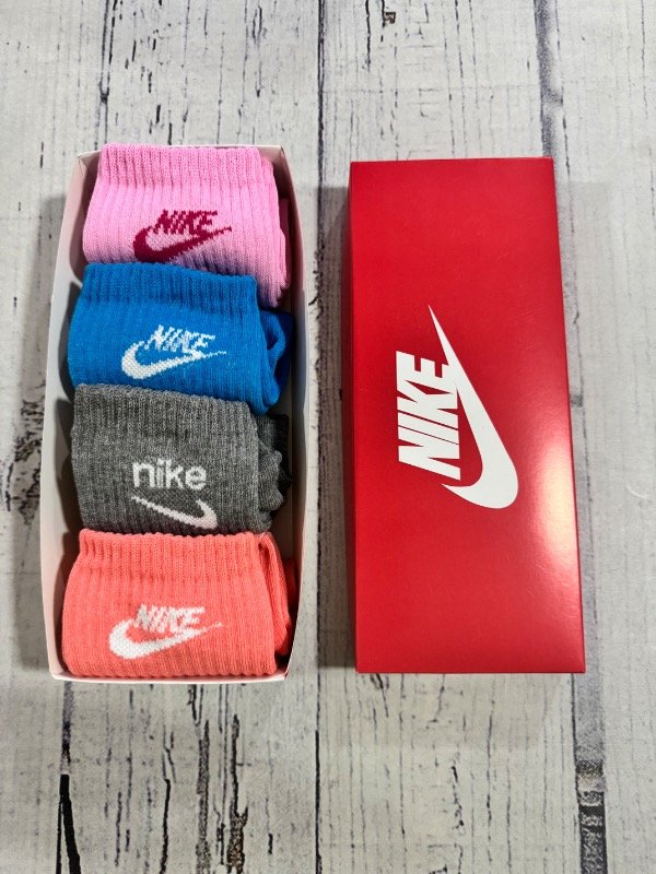 Producto - Box Nike S1