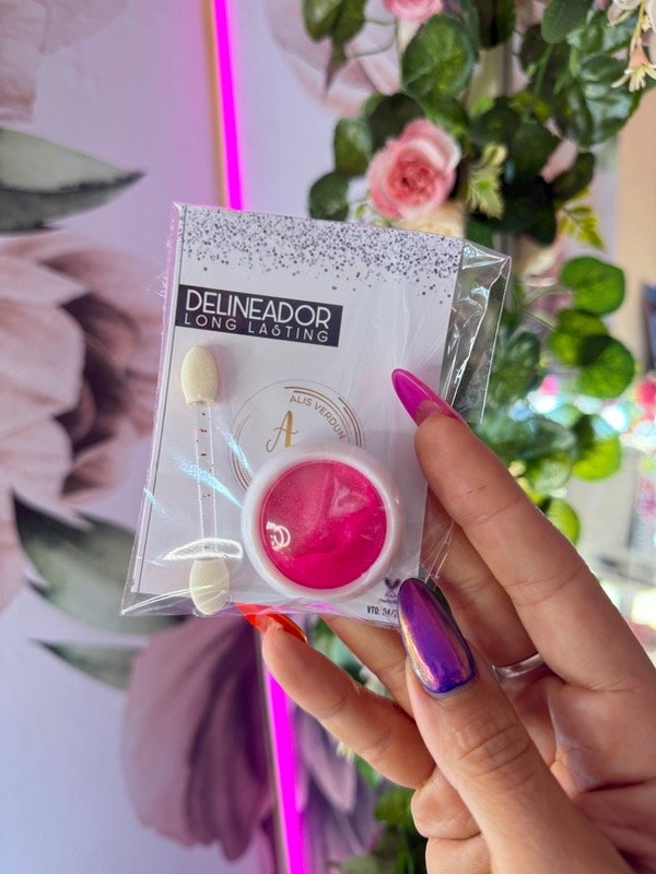 Producto - Sombra + delineador