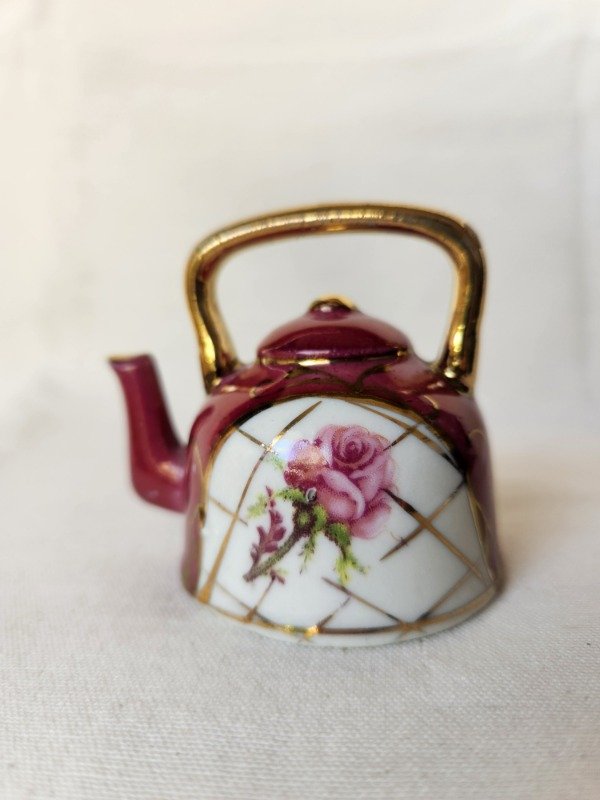 Producto - Mini Adorno de Porcelana Tetera