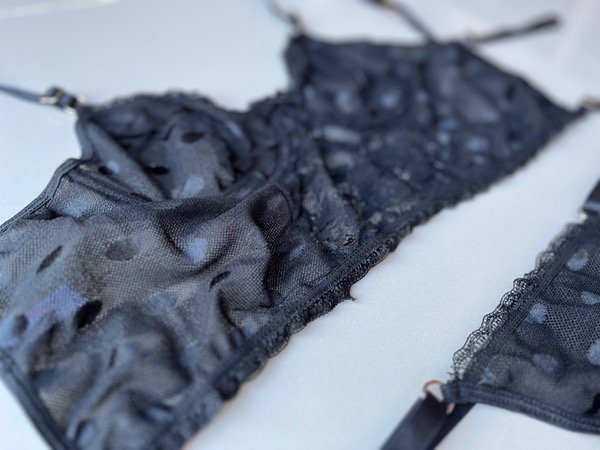 Producto - MADONNA NEGRO