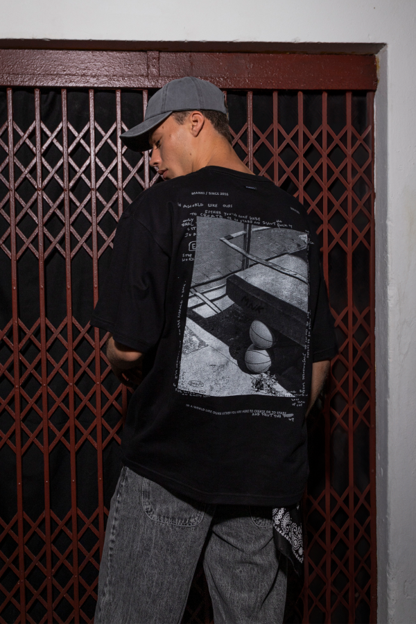 Producto - T-SHIRT UNDER 02 NEGRA