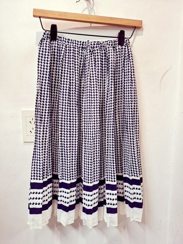 Producto - Pollera plisada RITA