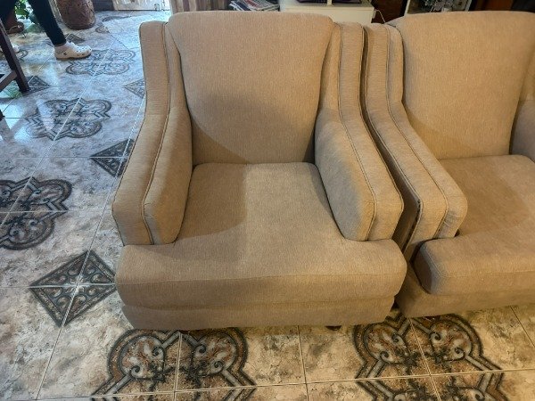 Producto - PAR SILLONES 1 CUERPO TAPIZADOS EN PANA 80x90x75. PRECIO POR AMBOS #12113