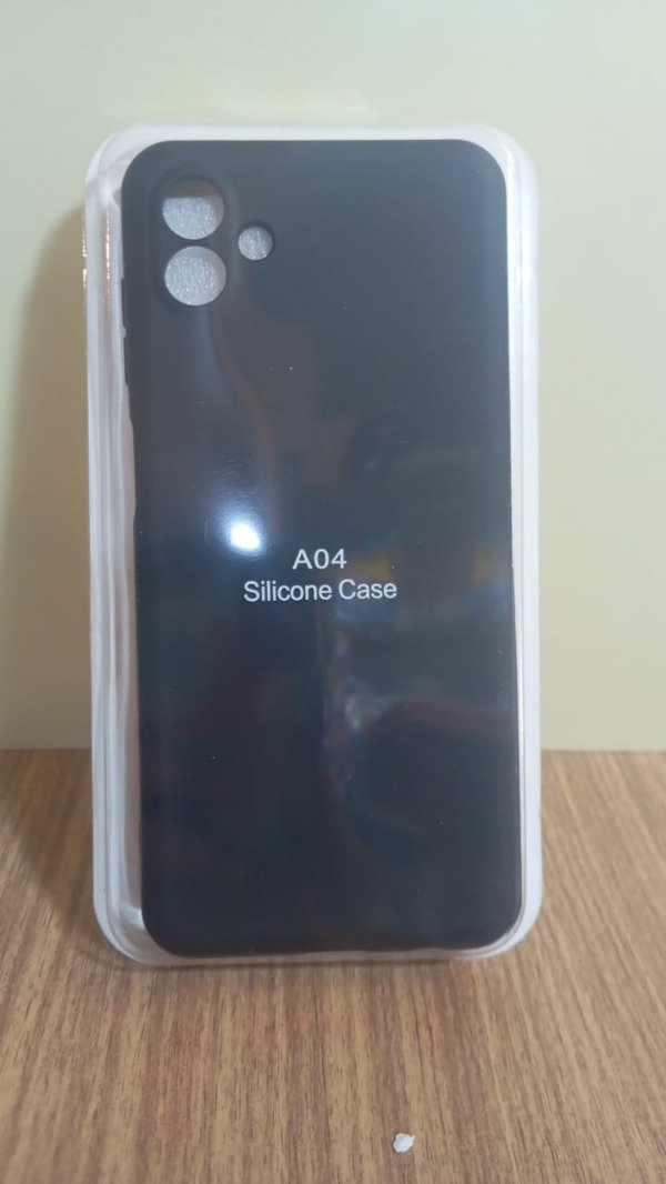 Producto - Funda Silicone Case Negro para Samsung A04