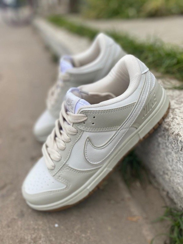 Producto - ZAPATILLAS IMORTADAS N SB 2200  BEIGE